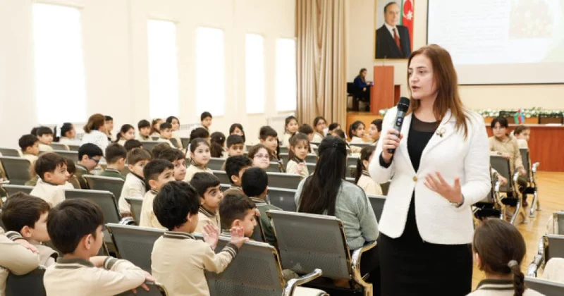 Paytaxtın iki məktəbində sağlam qidalanmaya dair tədbir keçirilib