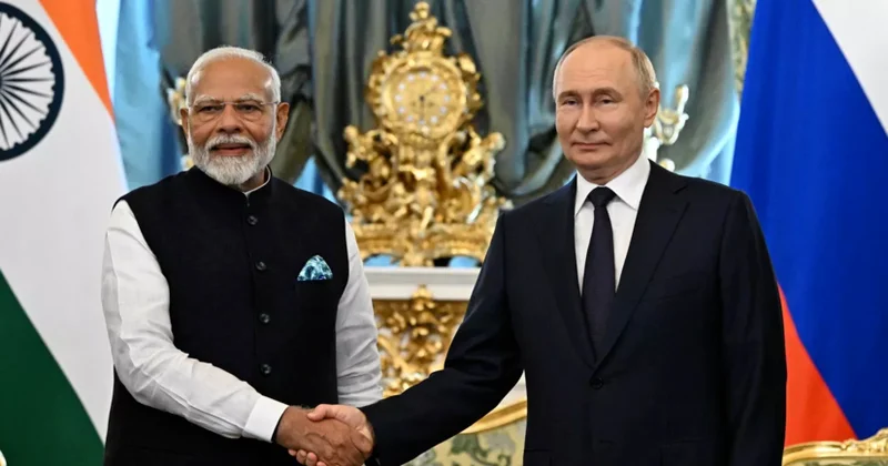 Putin: “Narendra Modi ilə təkcə işgüzar deyil, şəxsi münasibətlərim də var”