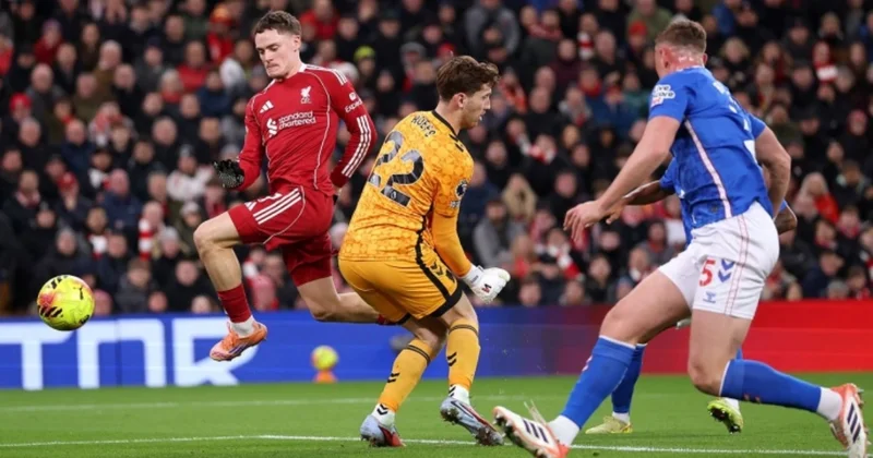 “Liverpul“ 2021 ci ildən bəri öz meydanında ardıcıl üç oyun qalib gələ bilmir