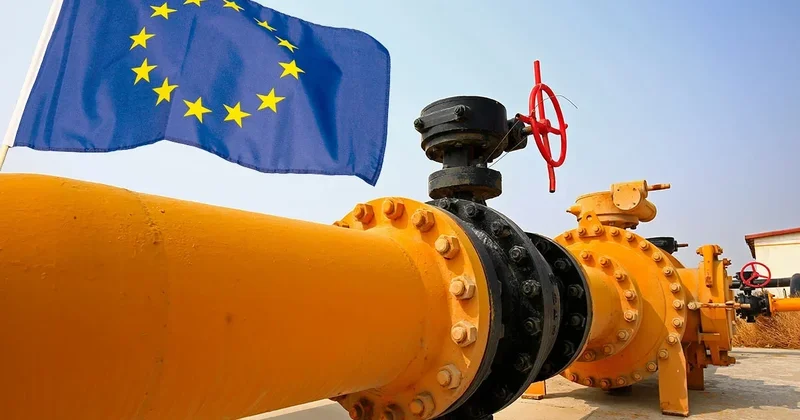 Цена газа в Европе опустилась ниже 340 долларов за 1000 кубометров