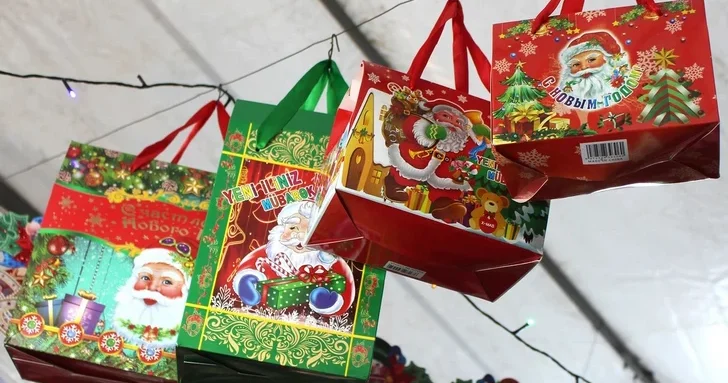 Новогодние подарки для детей: скрытая опасность в красивых коробках