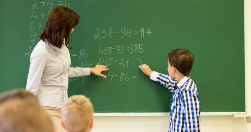 “Orta məktəbləri ləğv etmək lazımdır, onsuz da təhsil yoxdur...”