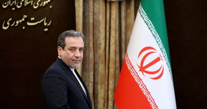 Министр иностранных дел Ирана посетит Азербайджан