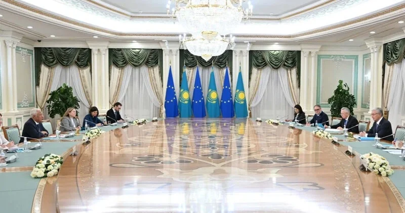 Qazaxıstan Prezidenti Antonio Koşta ilə görüşdü