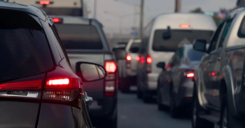 Sürücülərin DİQQƏTİNƏ: Yollarda tıxac var