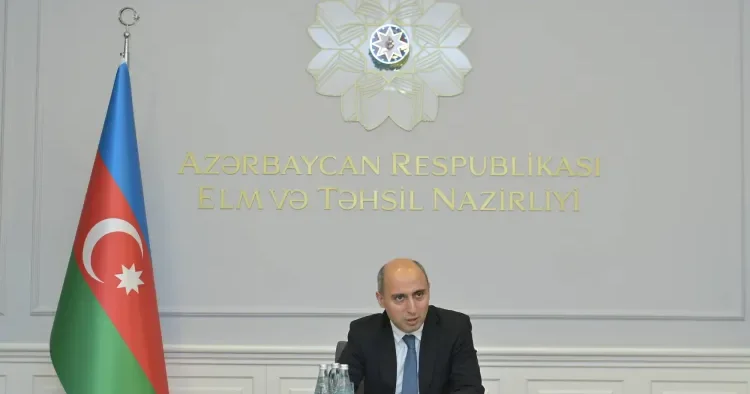 Emin Əmrullayev onları topladı FOTO