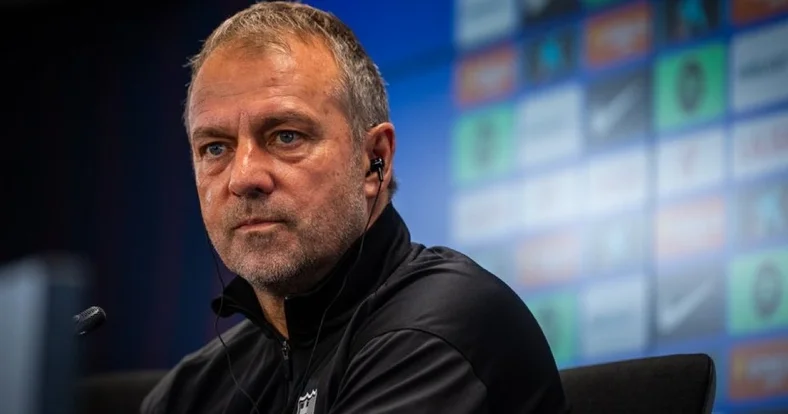 “Barselona“nın baş məşqçisi üç futbolçunu heyətdə görmək istəmir