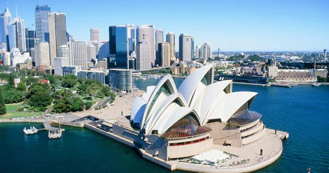 Avstraliyada Ukraynaya təxminən 63 milyon ABŞ dolları məbləğində hərbi yardımların edir