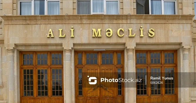 Naxçıvanda qaydalar SƏRTLƏŞDİRİLƏCƏK Beş iclasda iştirak etməyən deputatın mandatına XİTAM VERİLƏCƏK