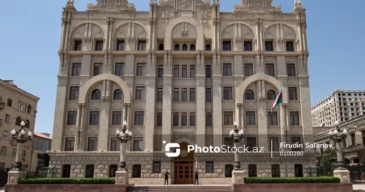 В Баку задержан похититель тележек из супермаркета
