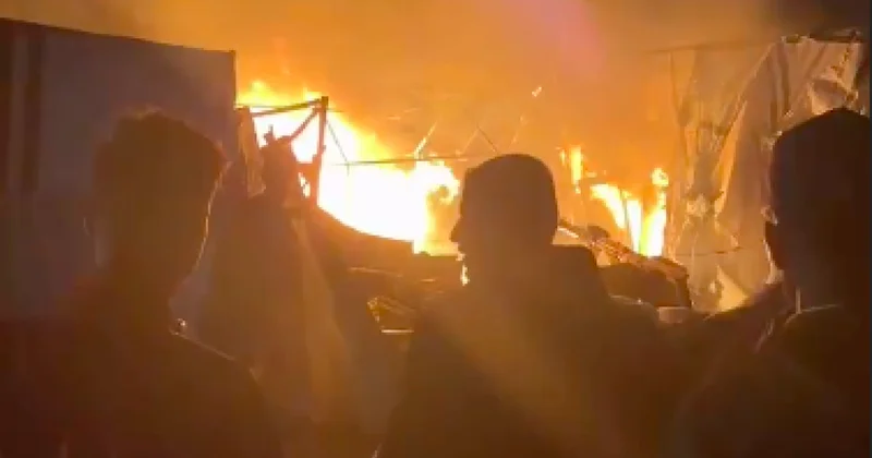 Израиль ударил по лагерю в Газе видео