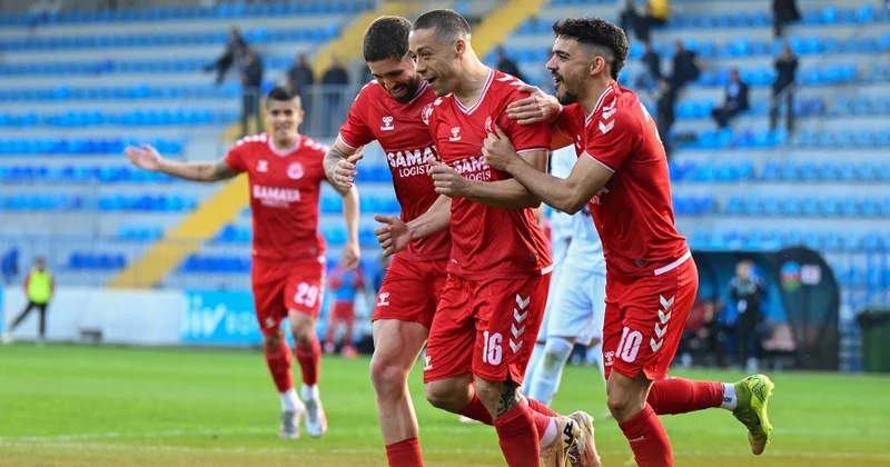 “Araz Naxçıvan” “Kəpəz”: heyətlər