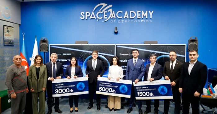 Yerin Məsafədən Müşahidəsi müsabiqəsinin qalibləri mükafatlandırılıb FOTOLAR