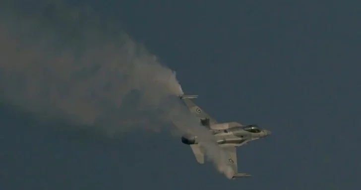 СМИ: В Калифорнии разбился истребитель F 16