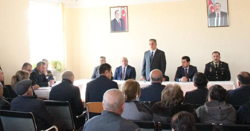 Goranboyun icra başçısı növbəti səyyar qəbul keçirdi FOTOLAR