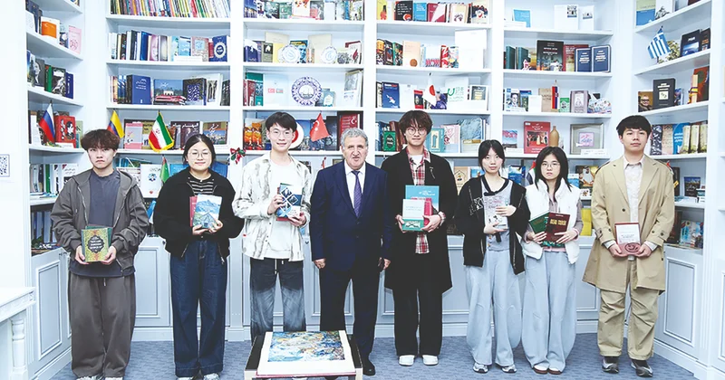 Формируя высокие человеческие ценности