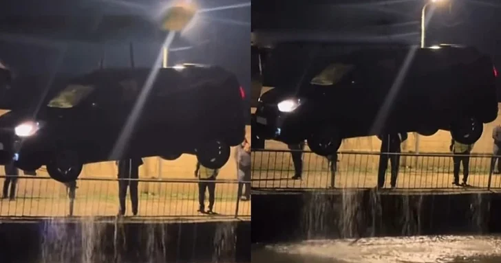 В Сальянском районе автомобиль упал в реку