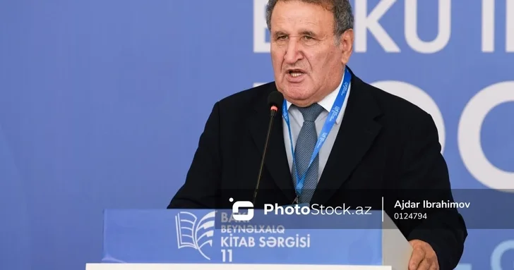 Академия наук Азербайджана ждет решения суда по делу бывшего президента НАНА