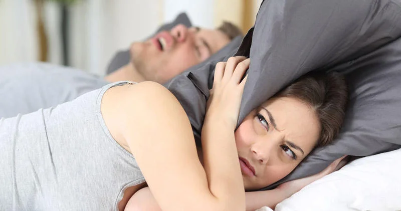 Gecə xoruldamaq ürək xəstəliyinin xəbərçisidir?