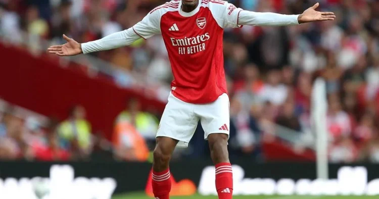 Arsenal üçüncü mərkəz müdafiəçisini də itirdi