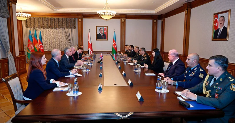 Britaniya Azərbaycanla hərbi əlaqələrin daha da genişləndirilməsində maraqlıdır