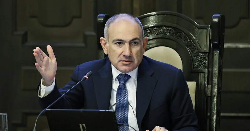 Nikol Paşinyan: II Qaregin erməni kilsəsinə fəlakətli ziyan vurur