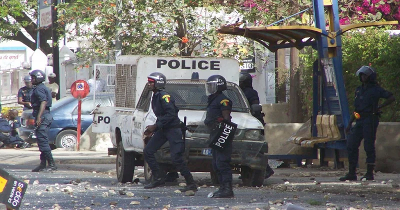 Dakar universitetində polis və tələbələr arasında şiddətli toqquşma baş verib