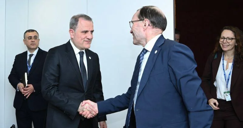 Джейхун Байрамов проинформировал норвежского коллегу о новых реалиях на Южном Кавказе