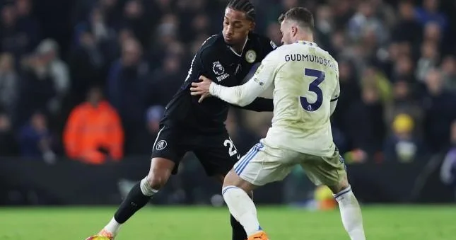 Çelsi dən gözlənilməz məğlubiyyət, Liverpul xilas oldu