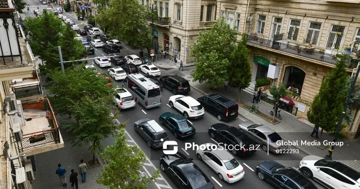 ЦИУТ о ситуации на главных магистралях в Баку