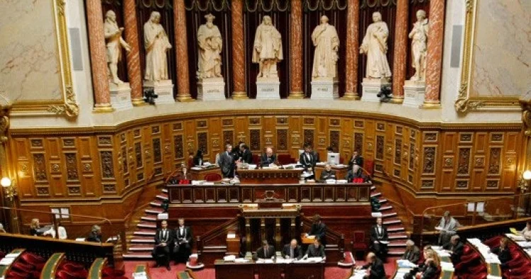 Senatorlar ABŞ ın Venesuelaya güc tətbiqini məhdudlaşdıran qətnamə hazırlayıblar