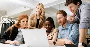 “Gənclərin biznesə başlamasına kapital çatışmazlığı mane olur” İQTİSADÇI DANIŞDI