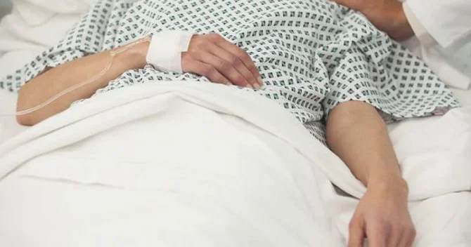 В Гяндже подросток госпитализирован с ножевым ранением