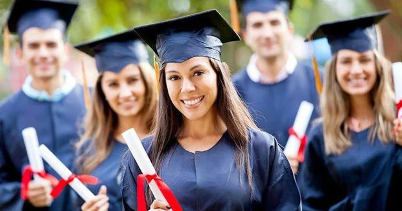 Gürcüstan dövlət universitetlərinə əcnəbi tələbə qəbulu dayandırılır