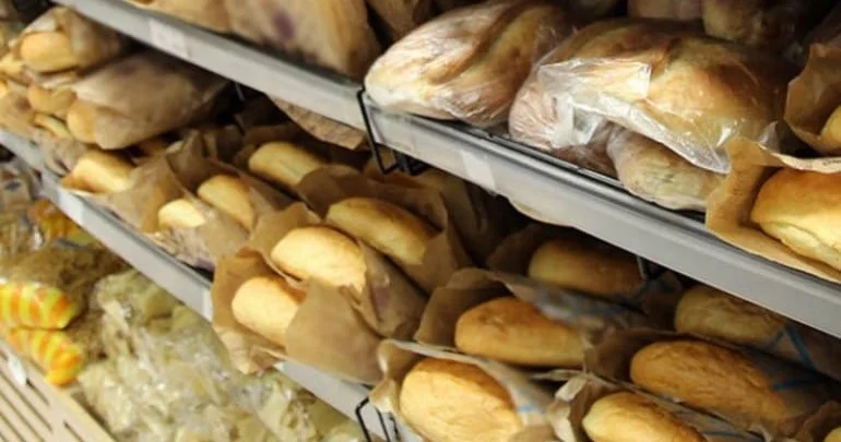 Marketlərdə çörəklərin üstü açıqdır: Nə etməli?