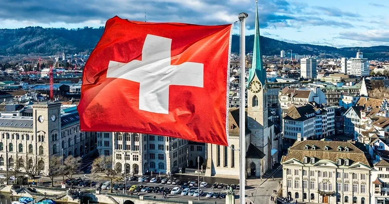 Федеральный совет Швейцарии распорядился заморозить активы Мадуро