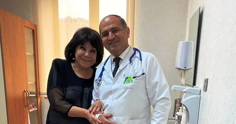 Flora Kərimova həkimini paylaşdı “Xəstə ürəyimi etibar etdiyim”