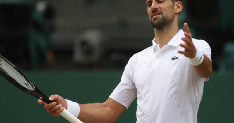 Cokoviç istefa verdi