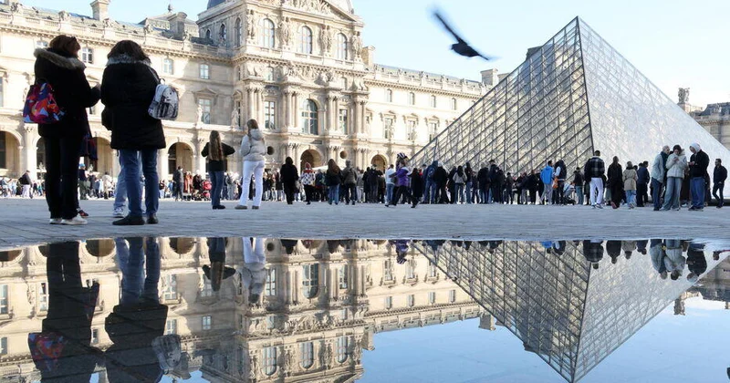 Сотрудники Лувра снова начали забастовку