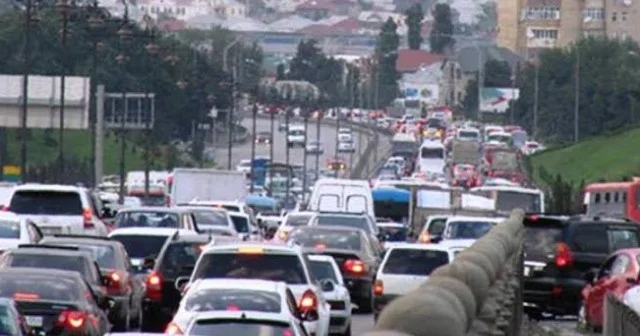 Tətildən sonra Bakı yolları