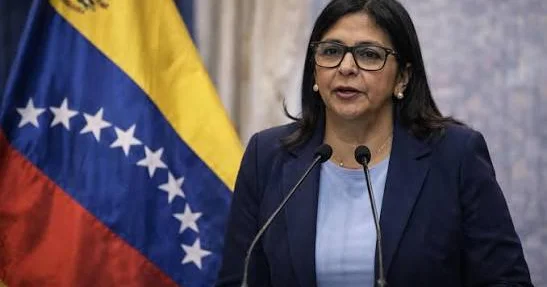 Maduronun yerine Venesuelanın müvəqqəti prezidenti o SEÇİLDİ VİDEO