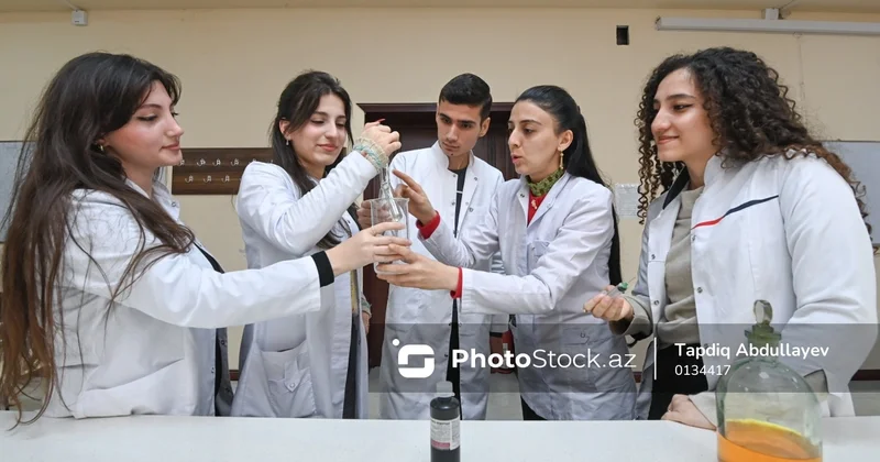 Laboratoriyalardan auditoriyalara: Bakı Dövlət Universitetinin iki fakültəsinin elmi həyatı fotolarda