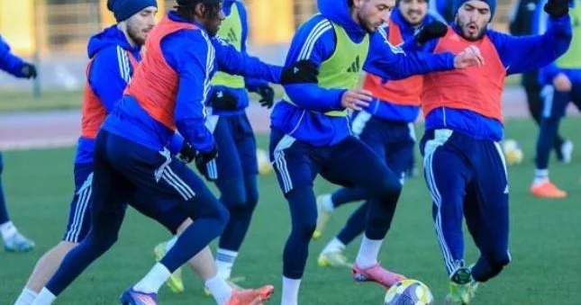 Zirə nin Antalyadakı rəqiblərindən biri bilindi