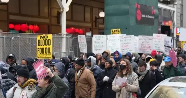 Массовые акции в поддержку Мадуро и его жены прошли в Венесуэле