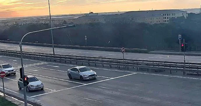 Bu küçələrdə yeni işıqforlar quraşdırıldı FOTO