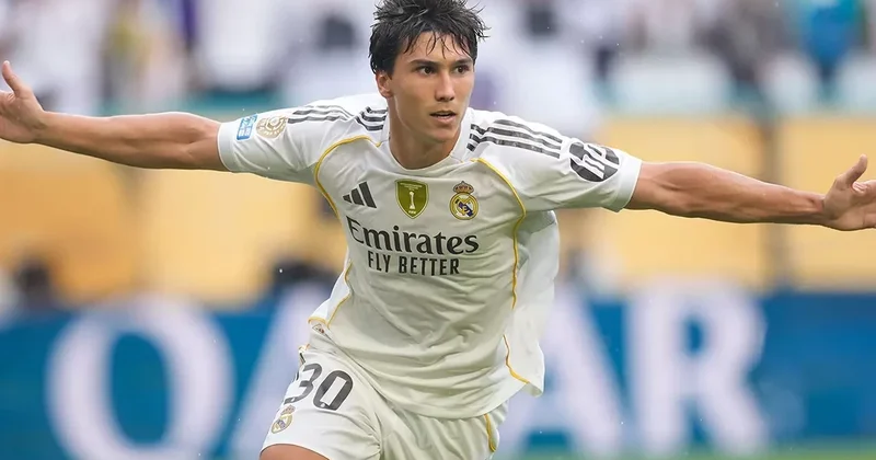 Qonsalo Qarsiya Rud van Nistelroyun nailiyyətini təkrarlayıb