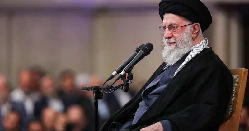 Xamenei bu ölkəyə qaça bilər