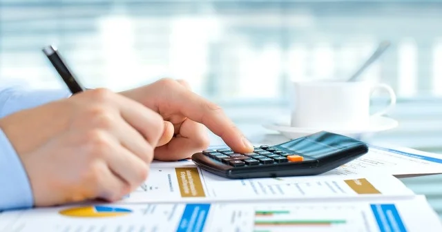 Bu, Azərbaycanın möhkəm maliyyə əsaslarına malik olduğunu açıq şəkildə nümayiş etdirir ŞƏRH EDİLDİ