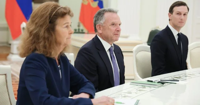 Uitkoff və Trampın kürəkəni Aİ zirvəsinə qatılacaqlar