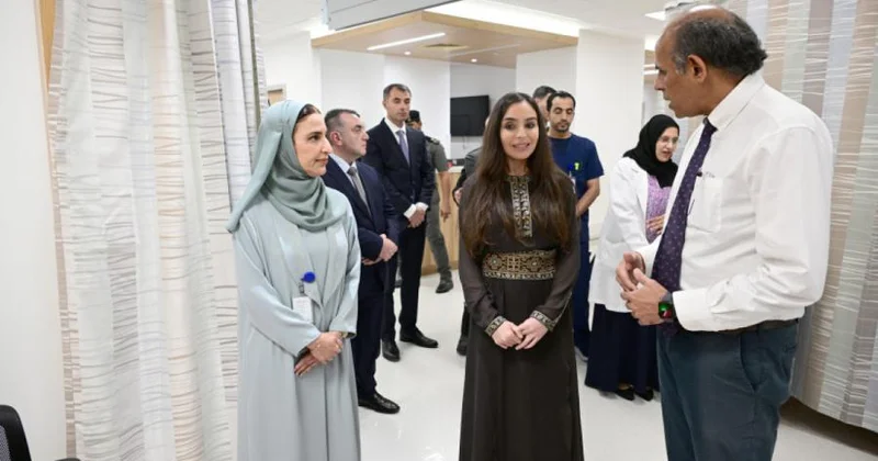 Leyla Əliyeva Maskatda Xərçəngin Kompleks Müalicəsi və Tədqiqatı Mərkəzini ziyarət edib